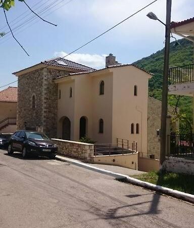Villa Ria Kalavryta Exteriér fotografie