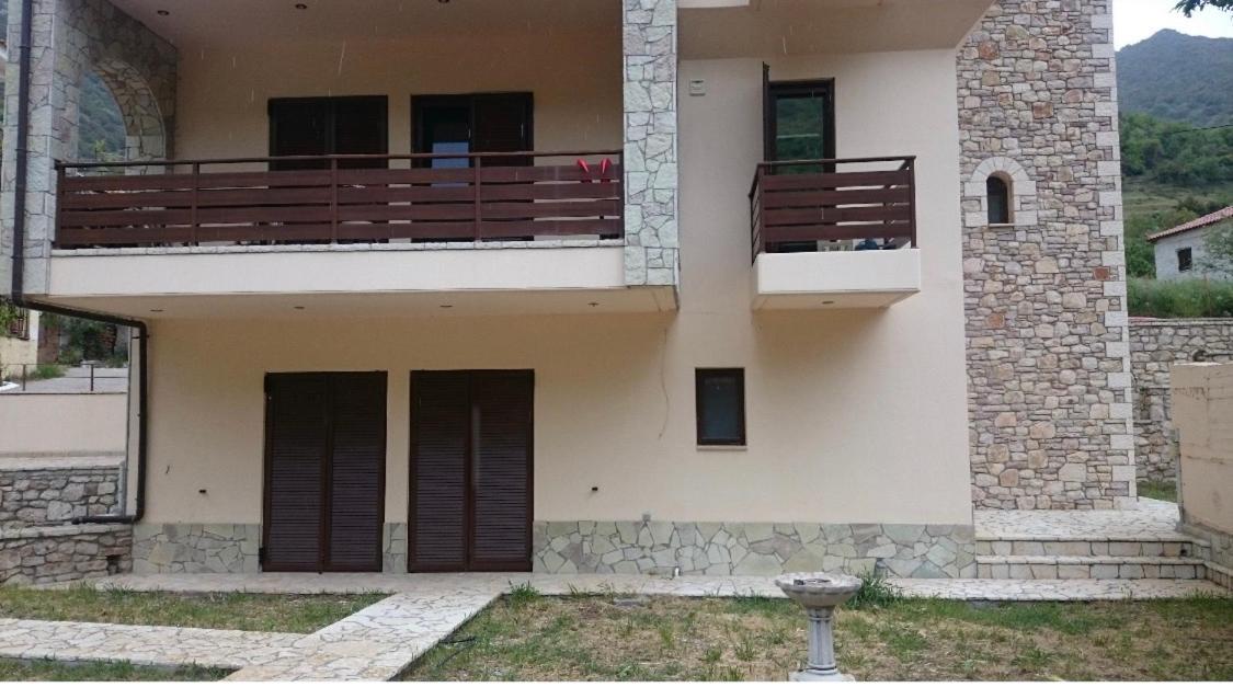 Villa Ria Kalavryta Exteriér fotografie
